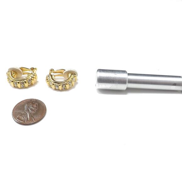 Swarovski Clear Rhinestone Half Hoop Clip On Earrings, Gold Tone, 1990s Vintage - Picture 10 of 10